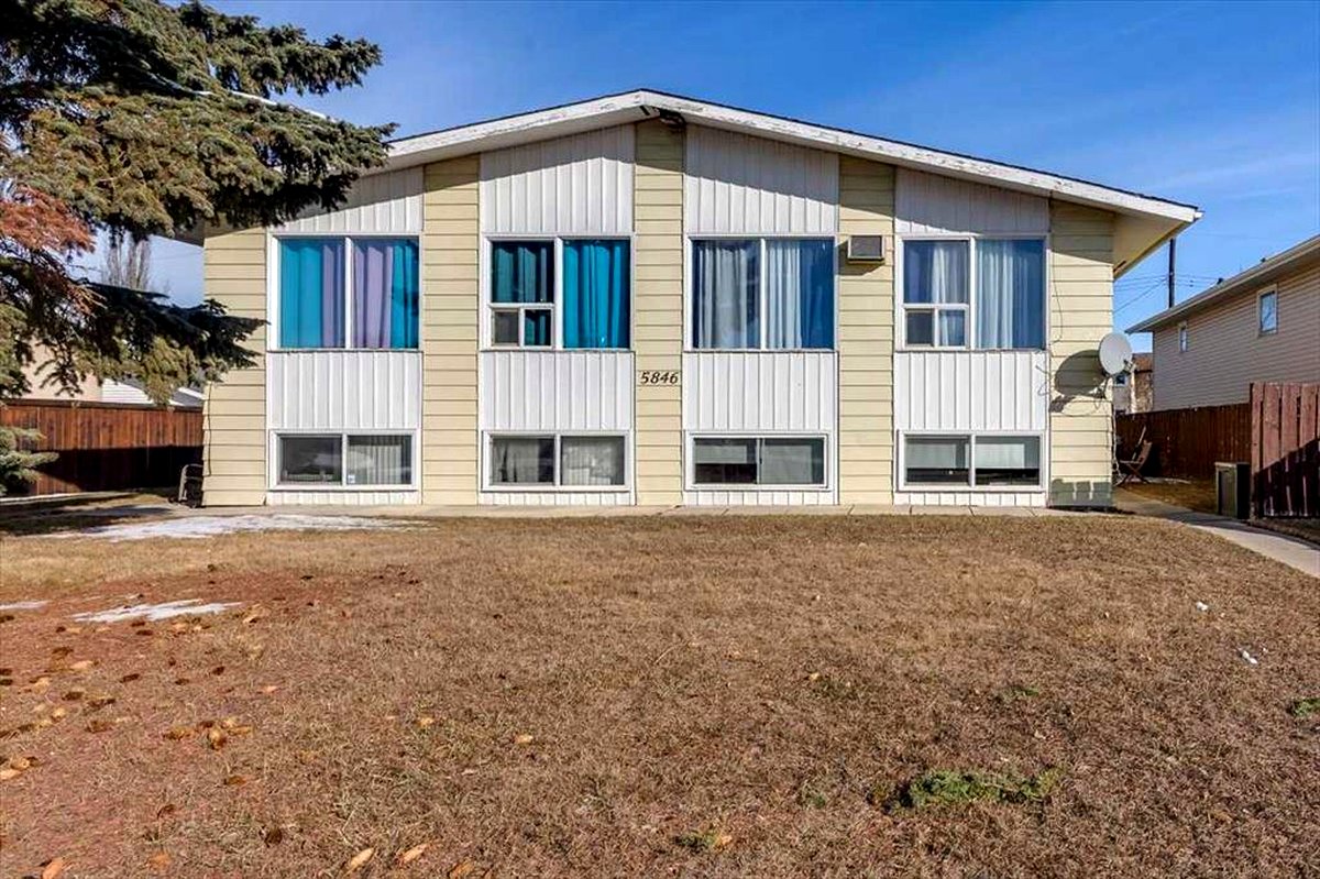4-Plex property in Red Deer, Alberta